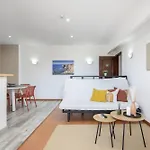 Olympics 1br With Pool & Balcony, By Hopstays Apartmán Albufeira