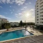 Olympics 1br With Pool & Balcony, By Hopstays *