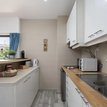Διαμέρισμα Olympics 1br With Pool & Balcony, By Hopstays