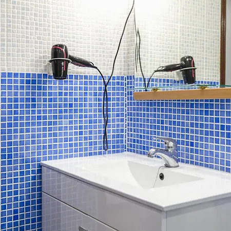 Olympics 1br With Pool & Balcony, By Hopstays * Αλμπουφέιρα