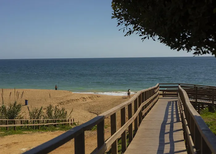 Olympics 1br With Pool & Balcony, By Hopstays Албуфейра